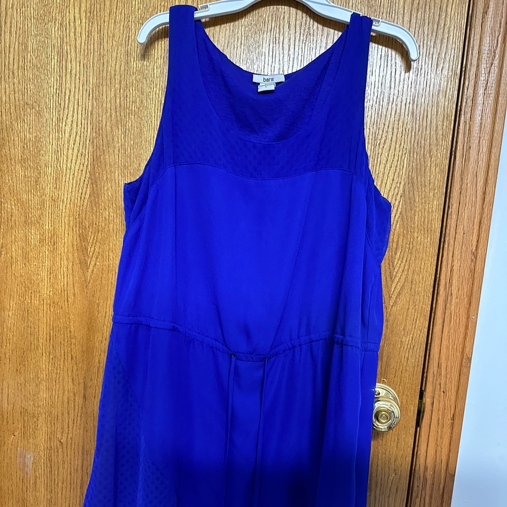 Dress Bar III size large